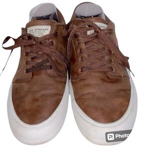 EUC Men’s Levi Strauss Brown Casual Sneakers  Brown SZ 8 Lace-Up Vegan Leather